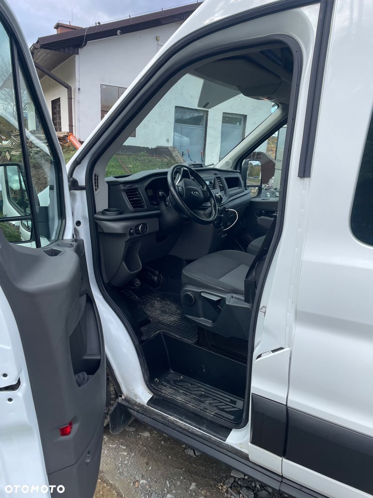 Ford Transit - 11