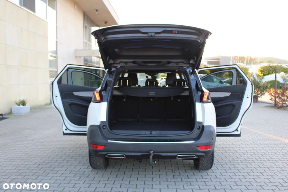 Peugeot 5008 PureTech 130 EAT8 Stop & Start GT - 18