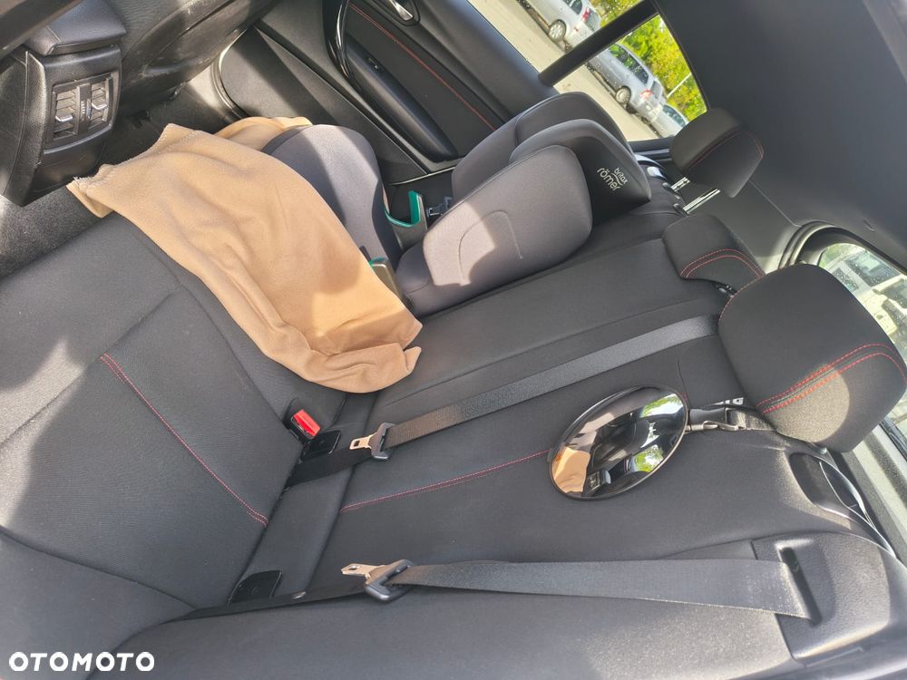 BMW Seria 1 118d Sport Line - 21