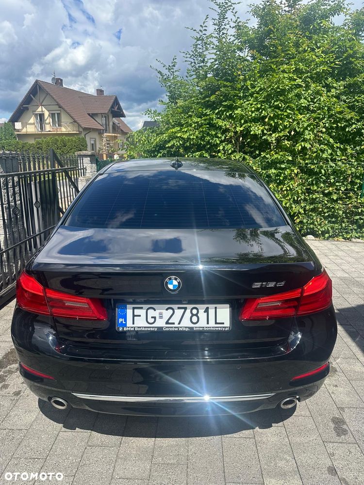 BMW Seria 5 518d Luxury Line - 9