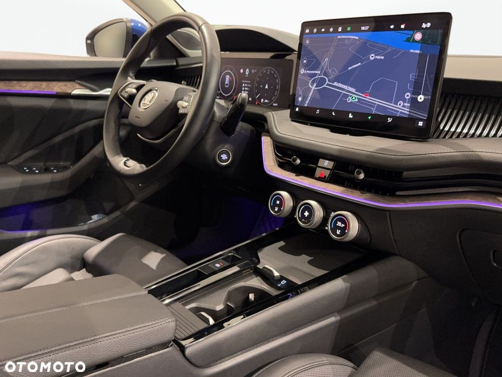 Skoda Superb 2.0 TDI SCR L&K DSG - 22