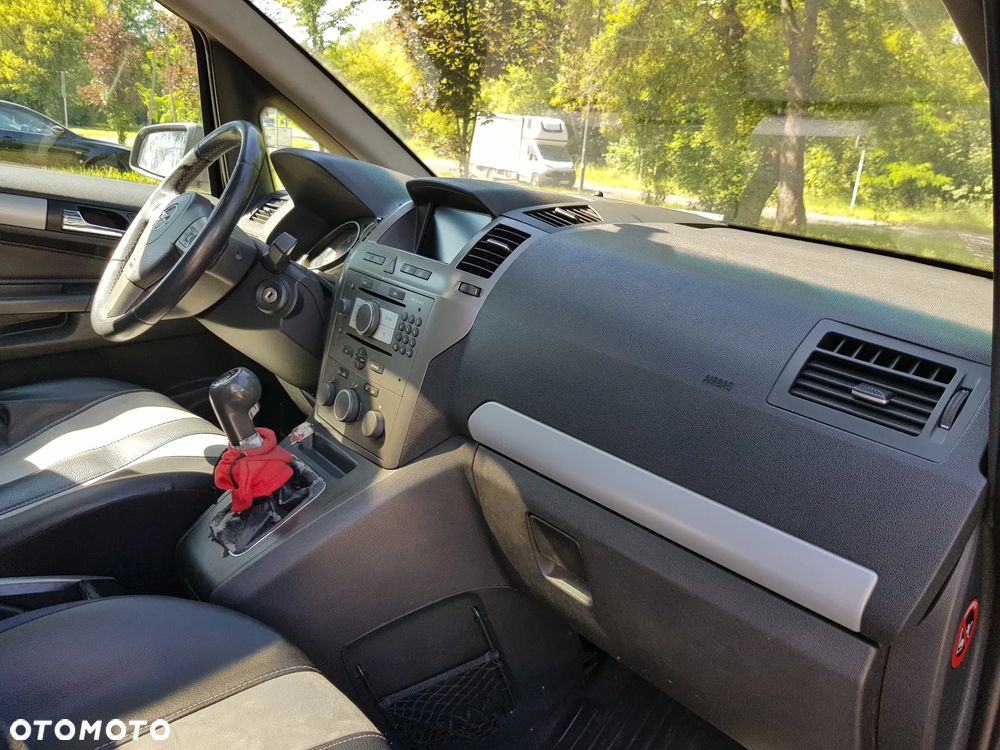 Opel Zafira 1.9 CDTI Cosmo - 6
