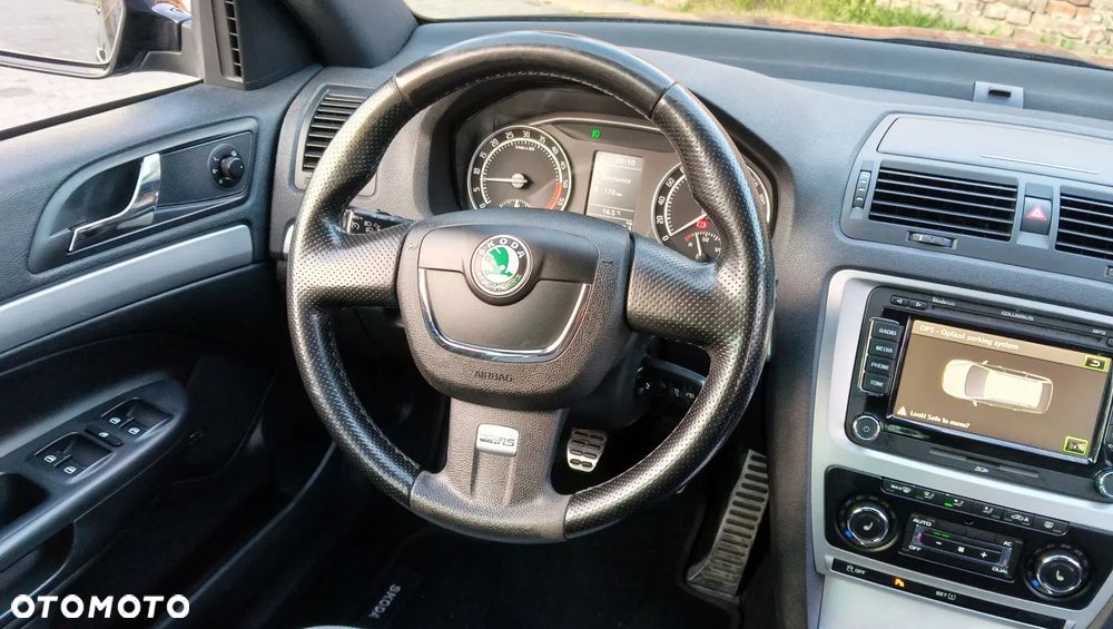 Skoda Octavia 2.0 TDI RS - 17