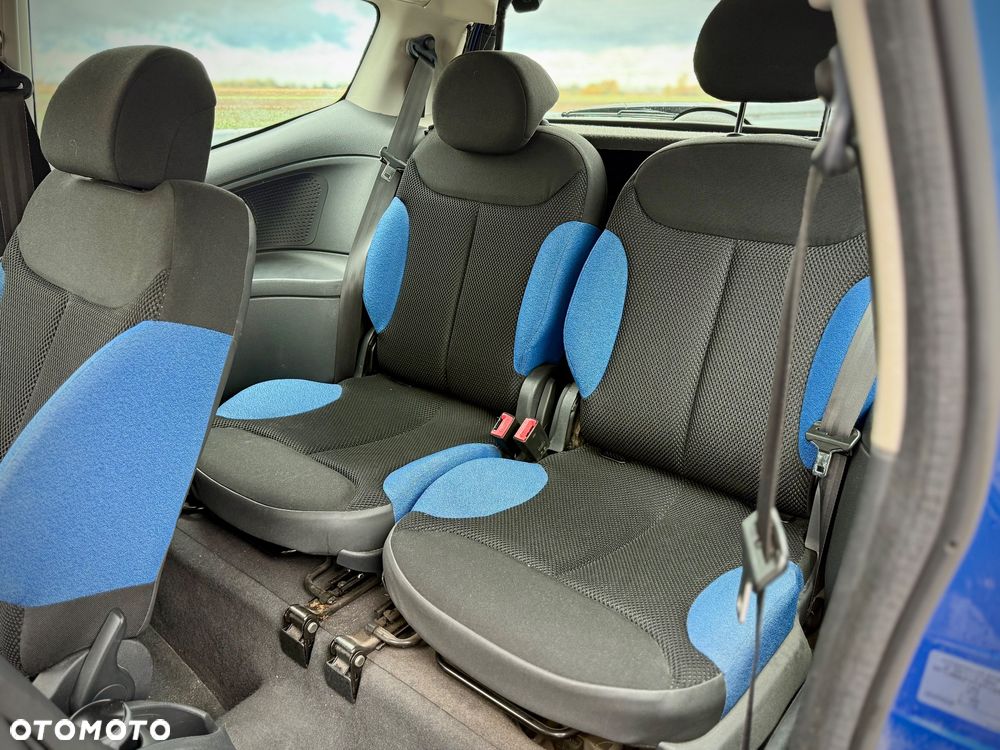 Citroën C2 1.4 VTR - 16