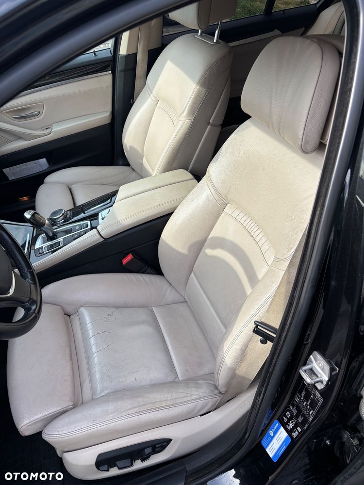 BMW Seria 5 520d xDrive Luxury Line - 30