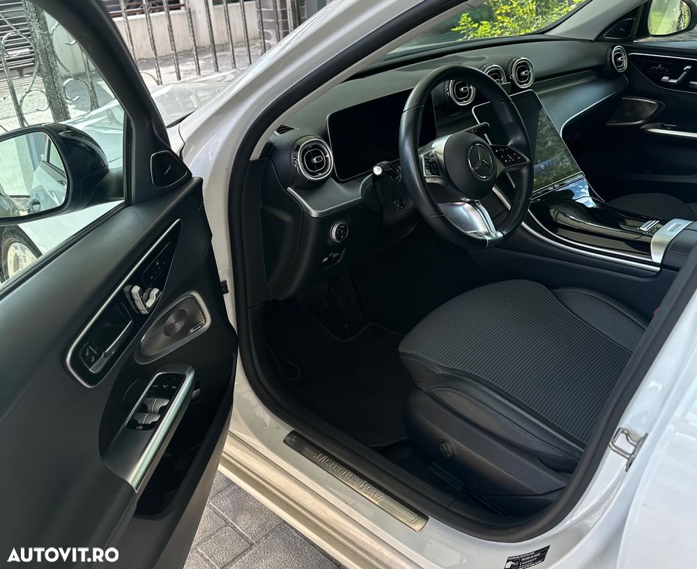 Mercedes-Benz C 300 4Matic T 9G-TRONIC - 5