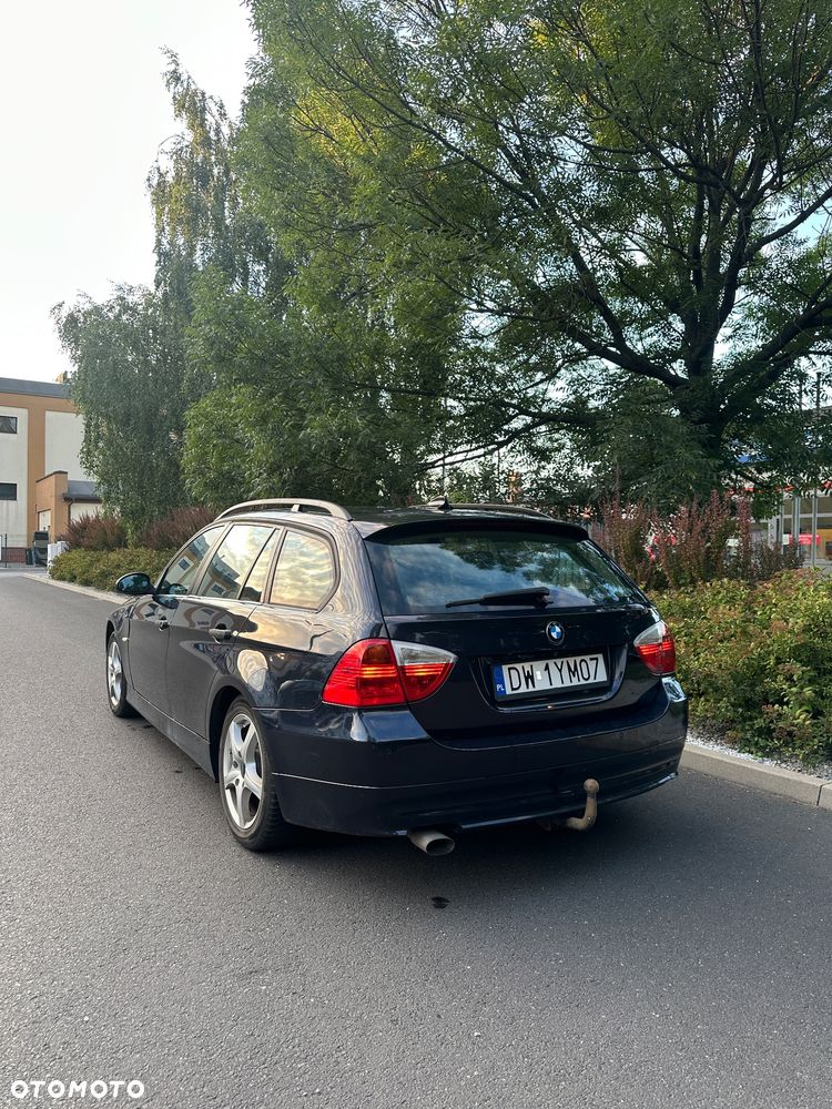 BMW Seria 3 320d - 27