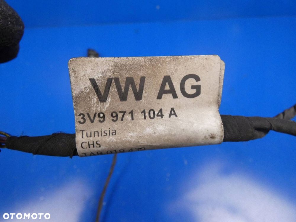 SKODA SUPERB III 3V WIĄZKA CZUJNIKÓW PARKOWANIA TYŁ PDC - 2