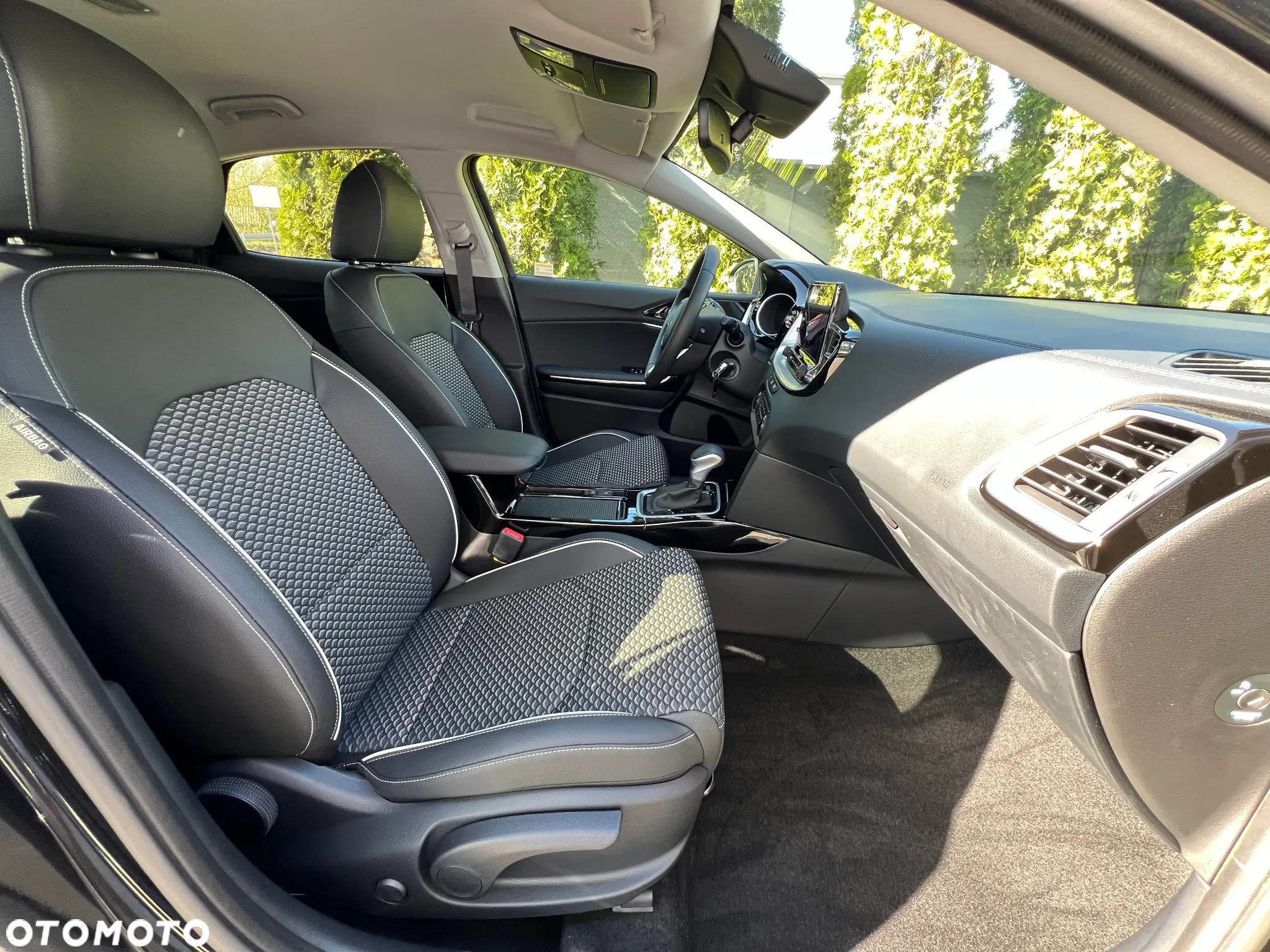 Kia XCeed 1.5 T-GDI L DCT - 30