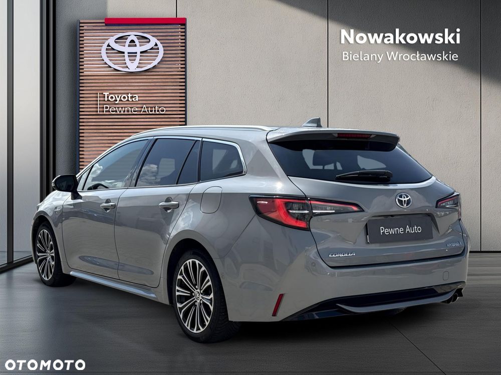 Toyota Corolla - 2