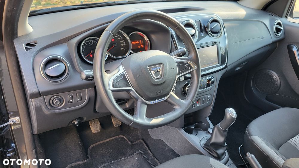 Dacia Sandero Stepway TCe 90 (S&S) Celebration - 13