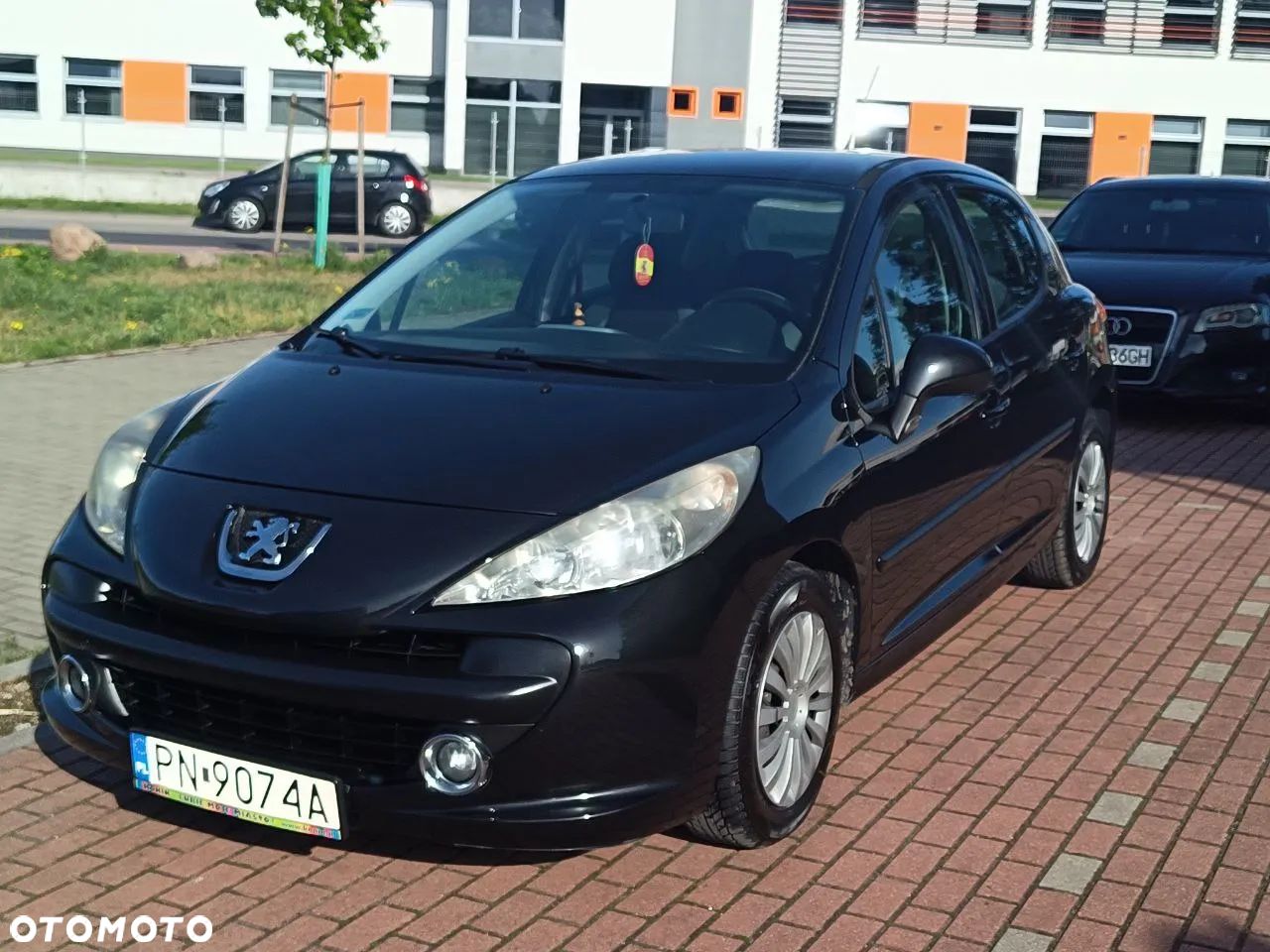 Peugeot 207 1.4 16V Trendy - 1