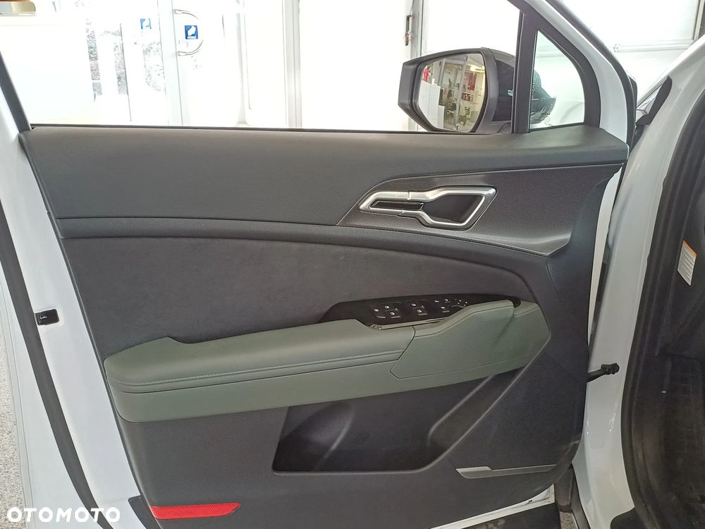 Kia Sportage 1.6 T-GDI HEV Anniversary 2WD - 10