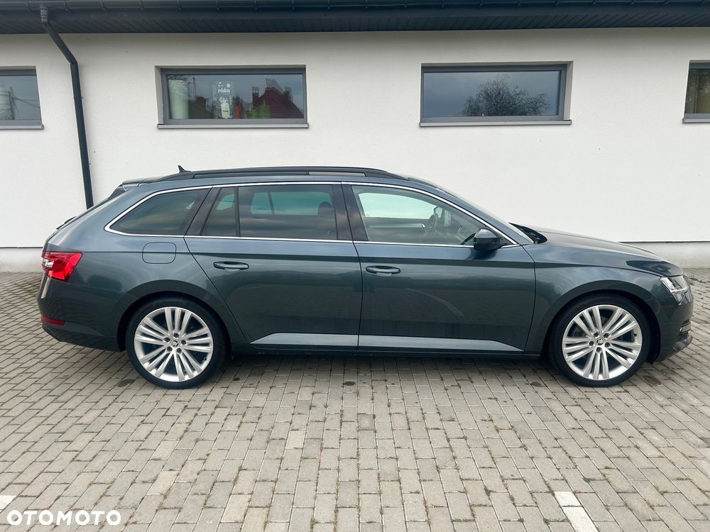 Skoda Superb 2.0 TDI DSG Ambition - 13