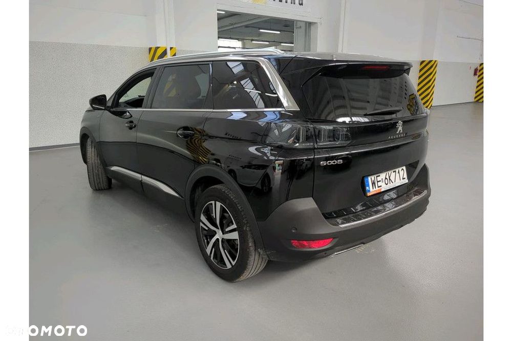 Peugeot 5008 - 2