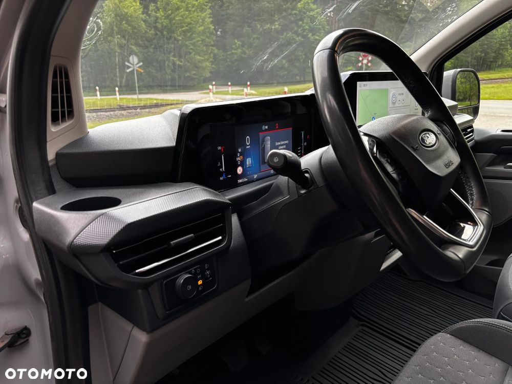 Ford TRANSIT CUSTOM - 3