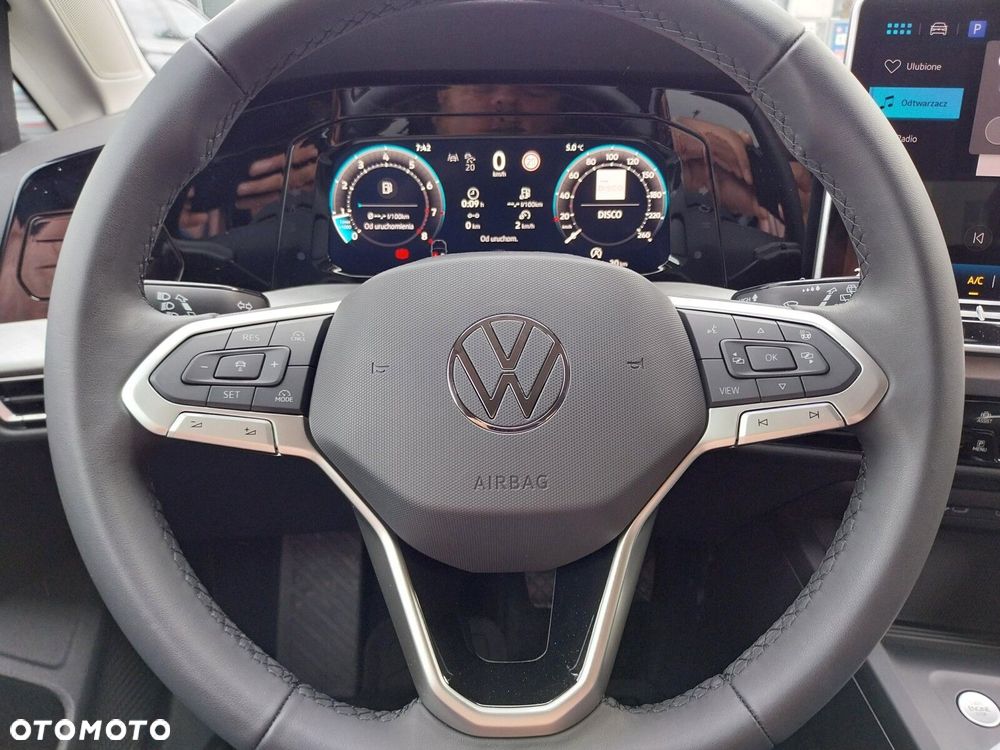 Volkswagen Golf - 14