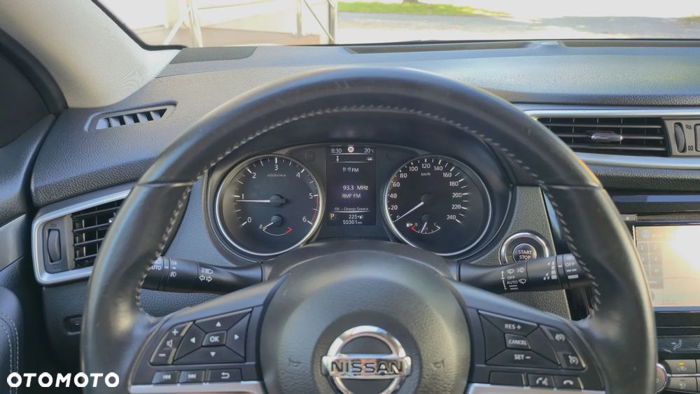 Nissan Qashqai 1.6 DCi Xtronic ACENTA - 21
