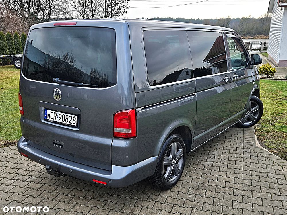 Volkswagen Multivan - 23