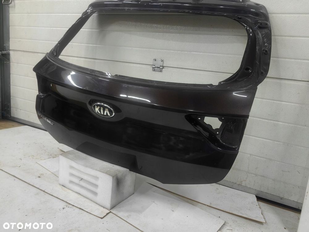 KLAPA BAGAŻNIKA KIA STONIC - 3