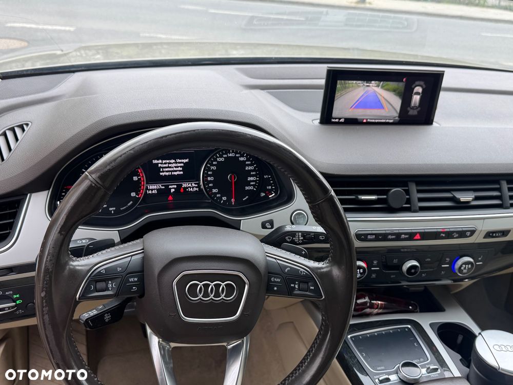 Audi Q7 - 9