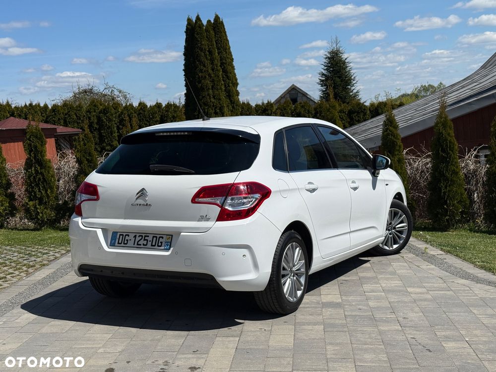 Citroën C4 VTi 120 Exclusive - 16