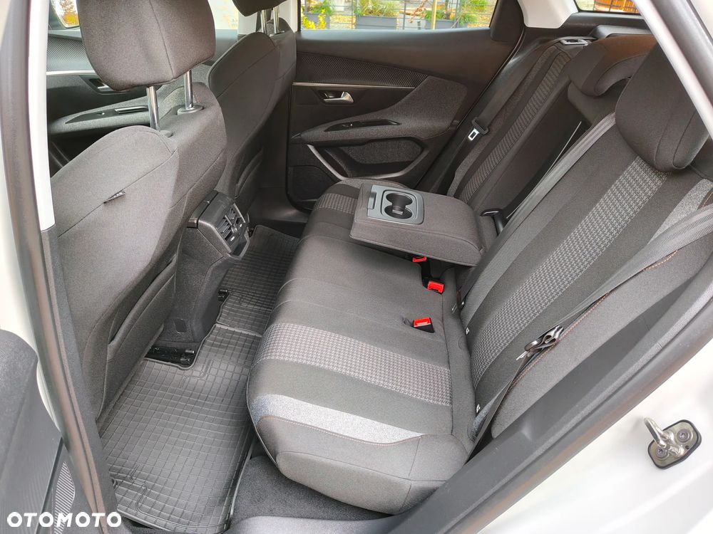 Peugeot 3008 BlueHDi 130 Stop & Start Active - 28