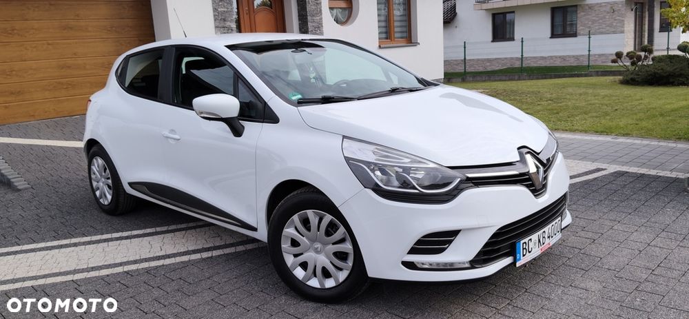 Renault Clio - 19