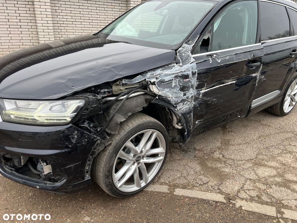 Audi Q7 - 4