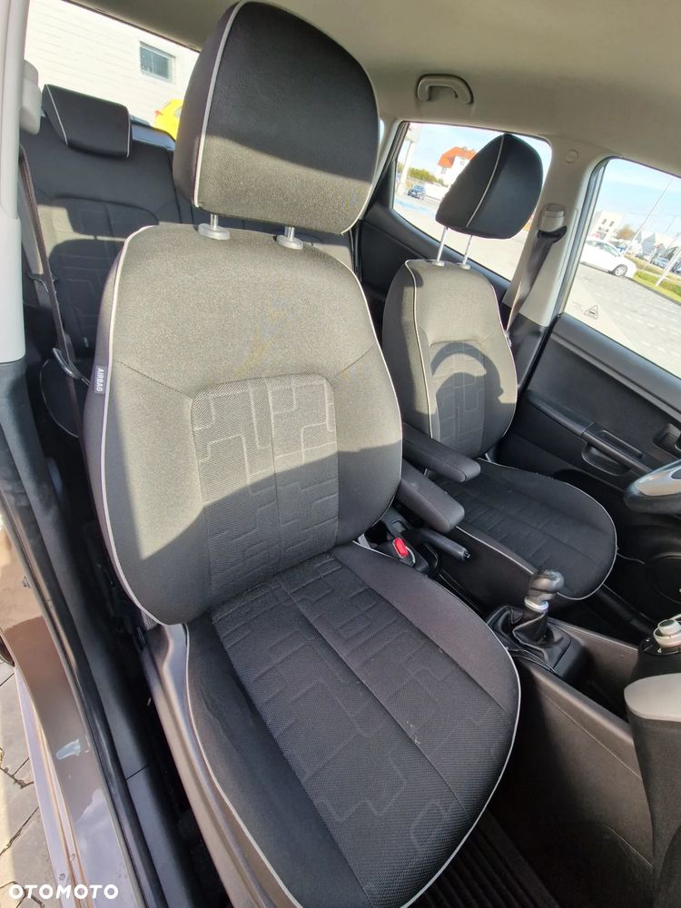 Kia Venga 1.4 M - 31