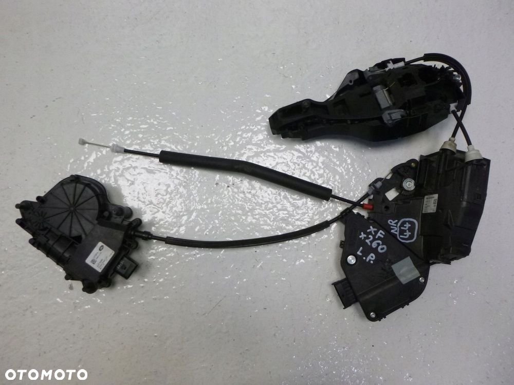 JAGUAR XF X260 ZAMEK DRZWI CENTRALKA PRZÓD DOCIĄG - 2