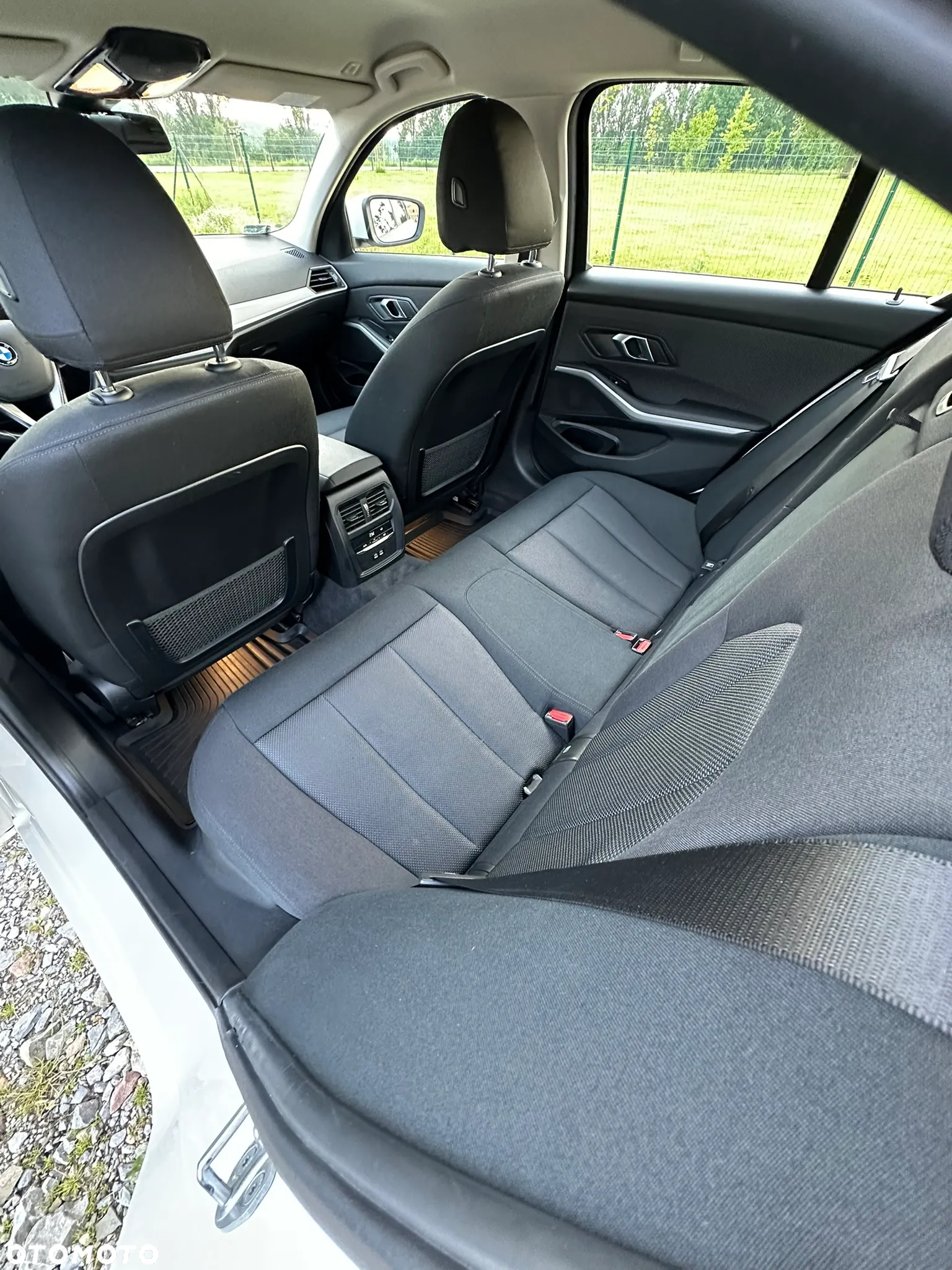 BMW Seria 3 318i Business Edition - 25