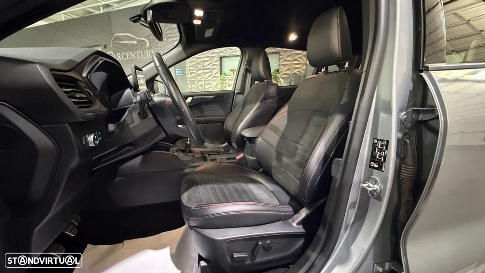 Ford Kuga 1.5 EcoBoost ST-Line X - 9