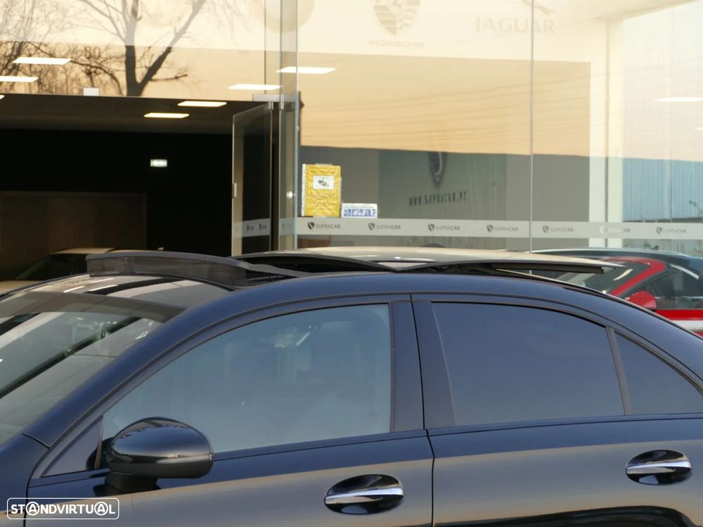 Mercedes-Benz A 250 Limousine e AMG Line - 8