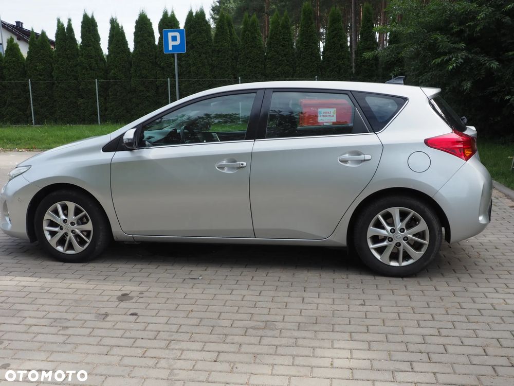 Toyota Auris - 8