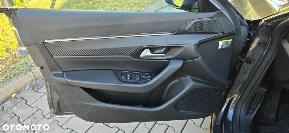 Peugeot 508 2.0 BlueHDi Allure S&S EAT8 - 19