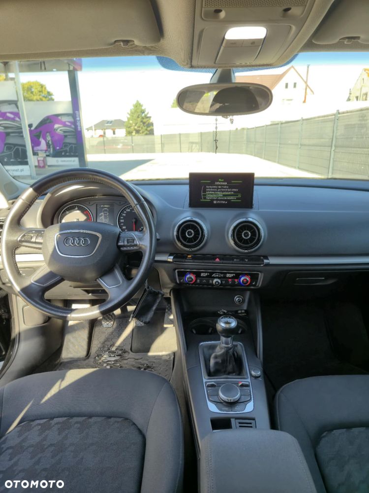 Audi A3 Sportback 1.6 TDI ultra Attraction - 6