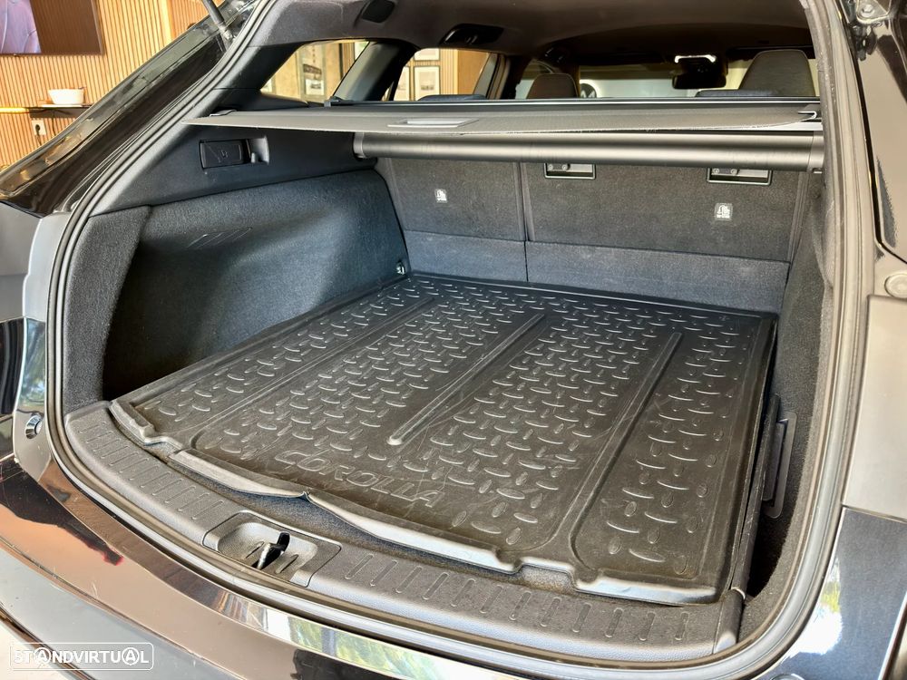 Toyota Corolla Touring Sports 1.8 Hybrid Comfort - 16