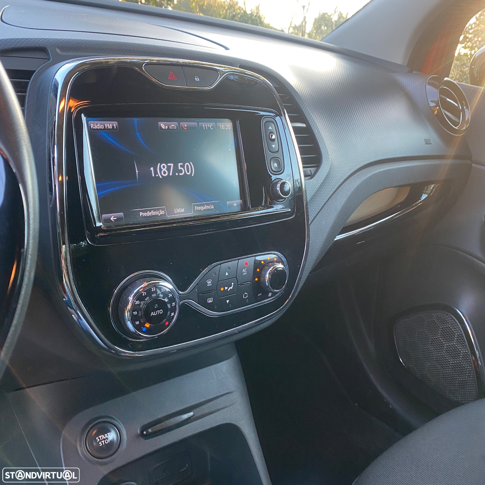Renault Captur 1.5 dCi Exclusive - 10
