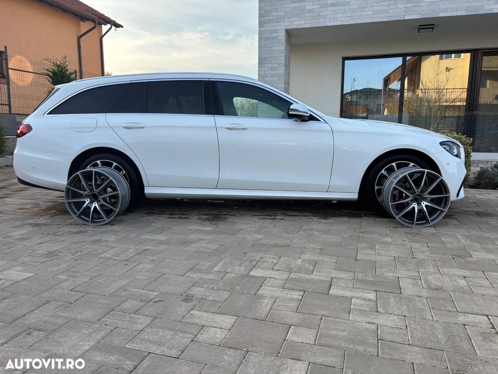 Mercedes-Benz E 220 d 4Matic T 9G-TRONIC AMG Line - 18