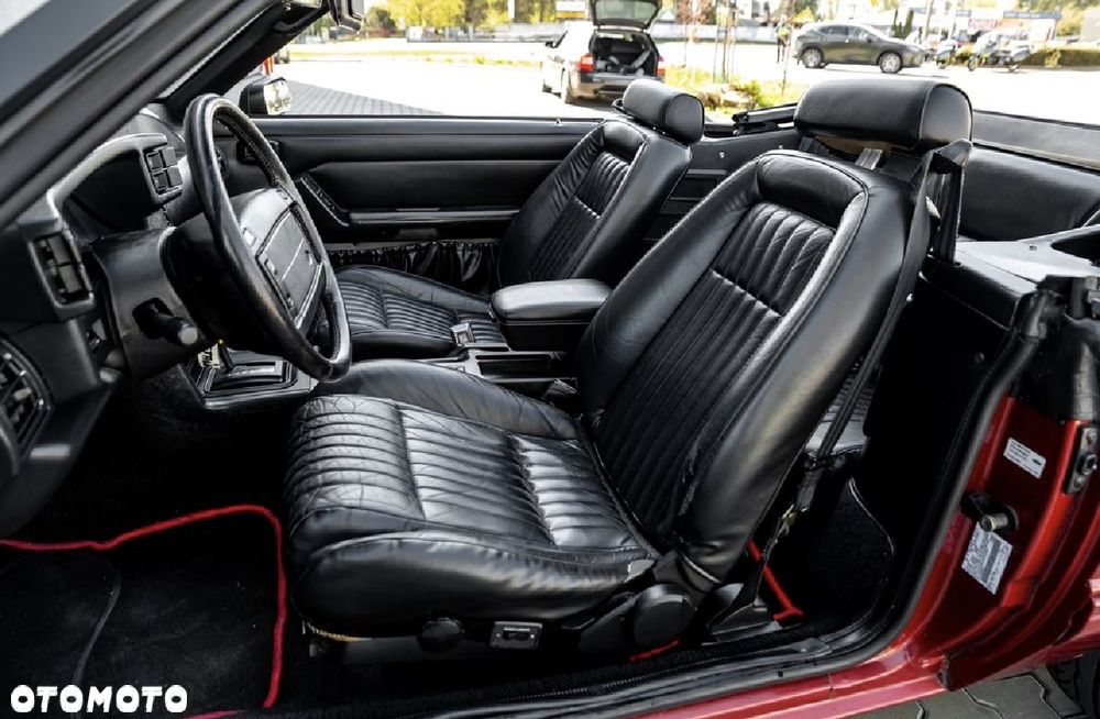 Ford Mustang - 19