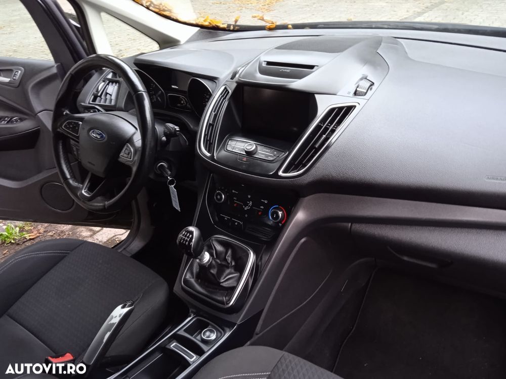 Ford Grand C-Max 1.0 Ecoboost Start Stop Titanium - 12