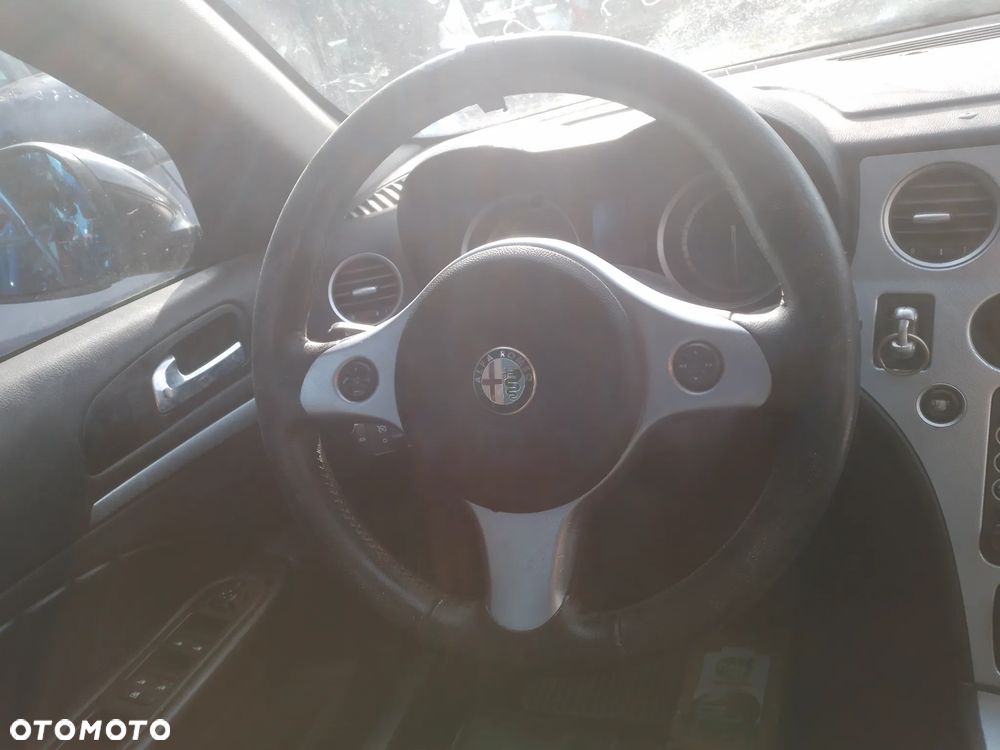 ALFA ROMEO 159 1.9 JTS  05-11   PAS PRZEDNI KOMPLETNY CHŁODNICE  802/B - 19