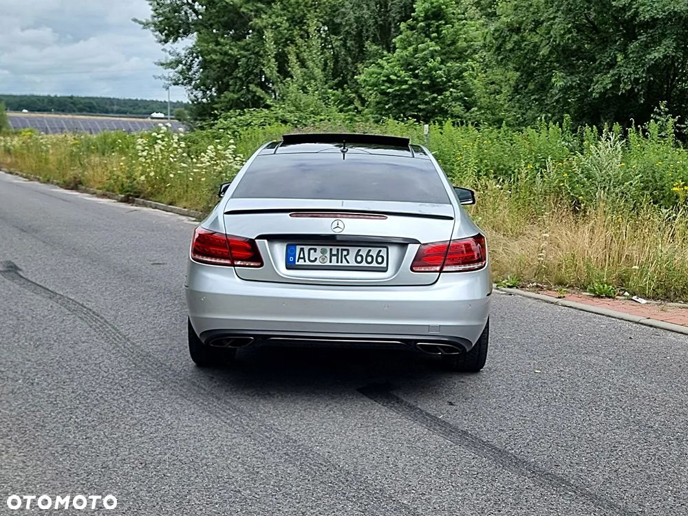 Mercedes-Benz Klasa E - 12