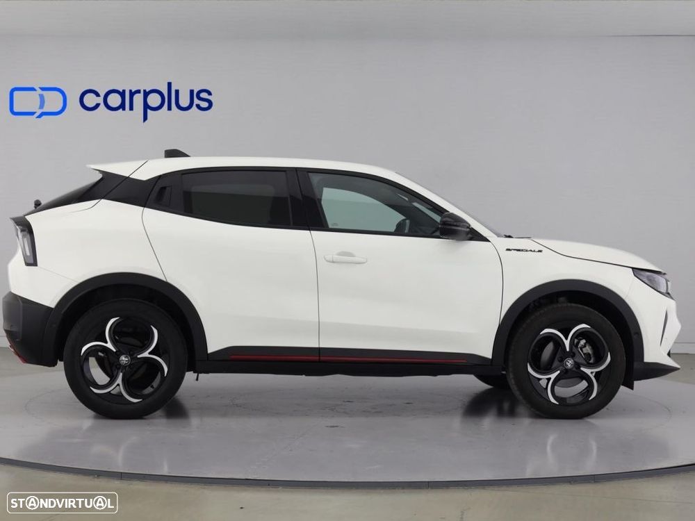 Alfa Romeo Junior 1.2 eDCT6 - 8