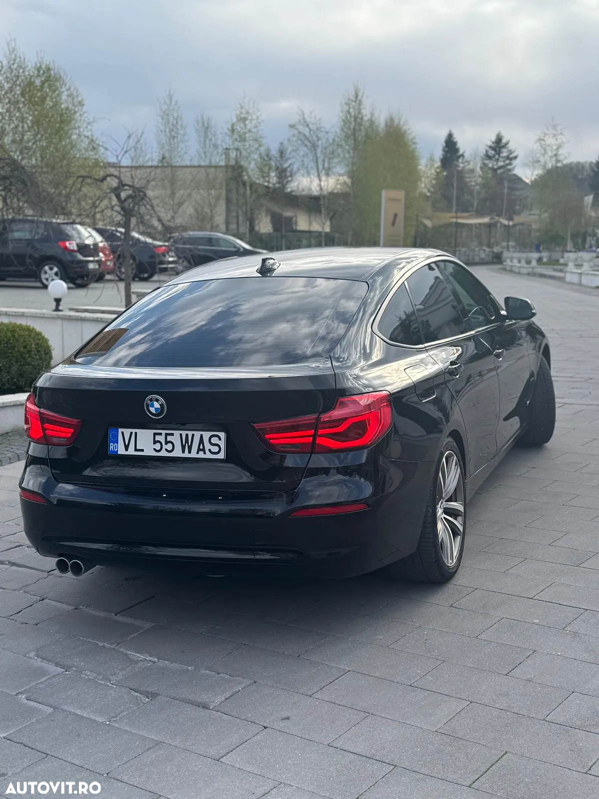 BMW Seria 3 320d GT xDrive AT - 12