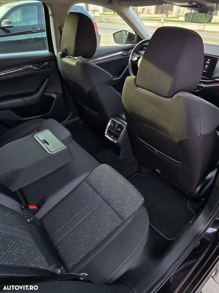 Skoda Octavia 2.0 TDI DSG First Edition - 10