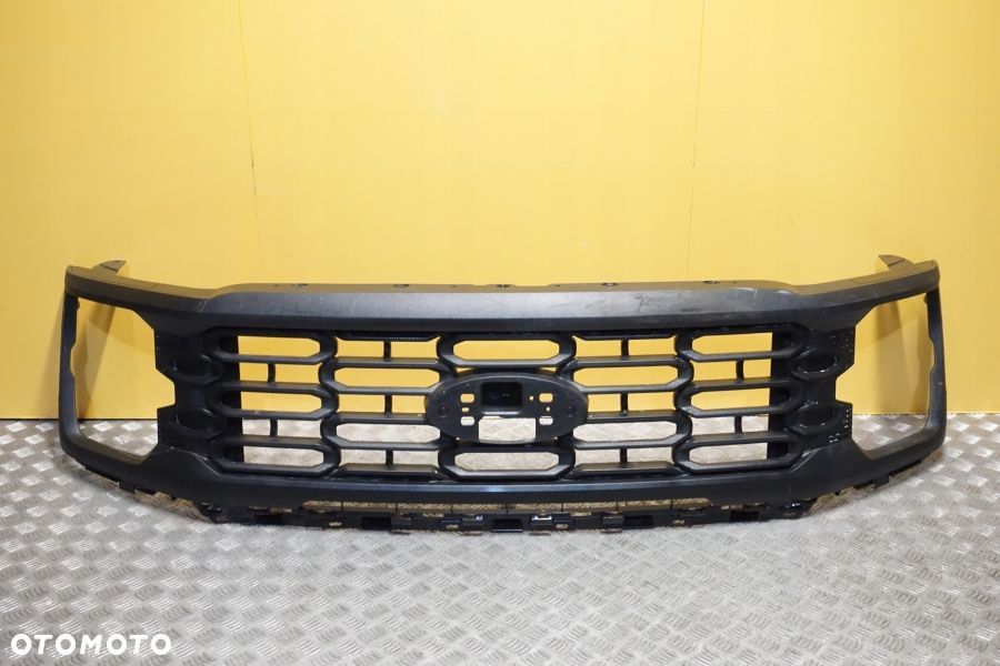 FORD F150 XLT - 2024 2025 - Atrapa Przód Grill USA - 1