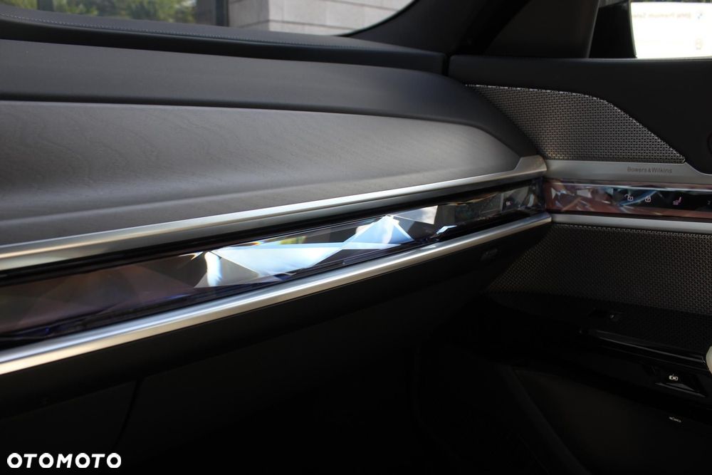 BMW i7 - 15