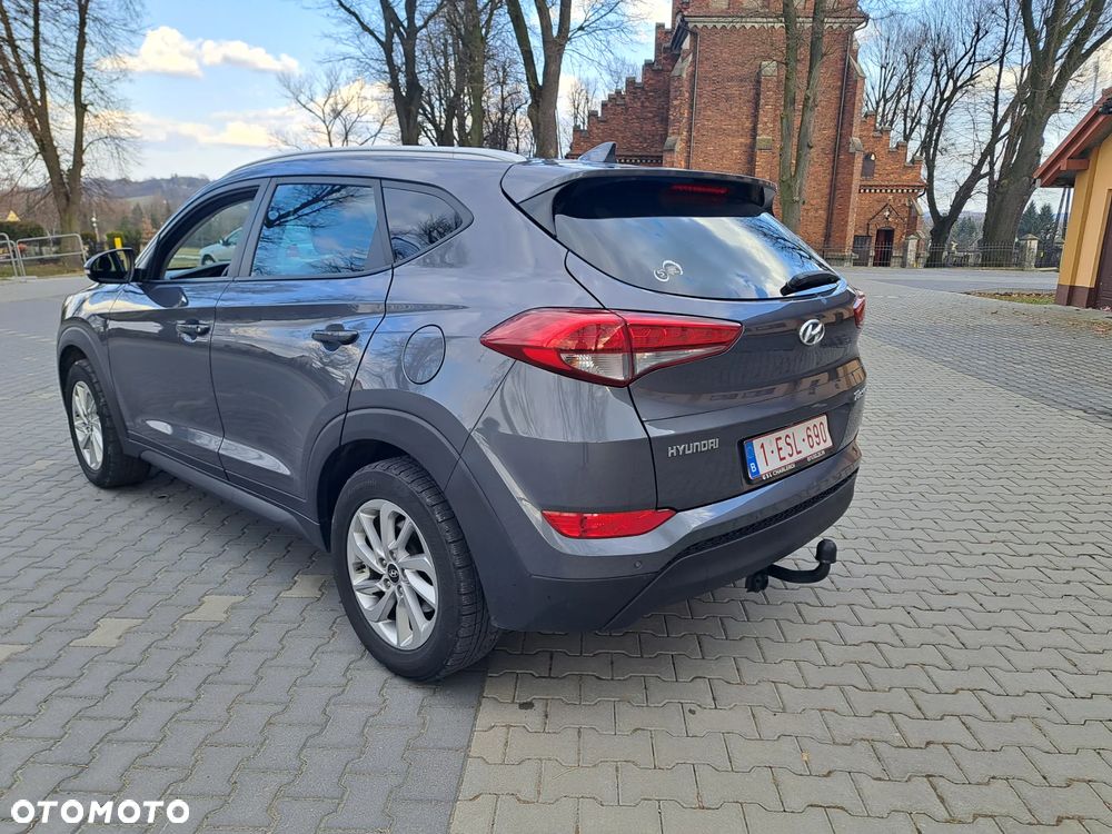 Hyundai Tucson 1.7 CRDI BlueDrive Style 2WD - 7
